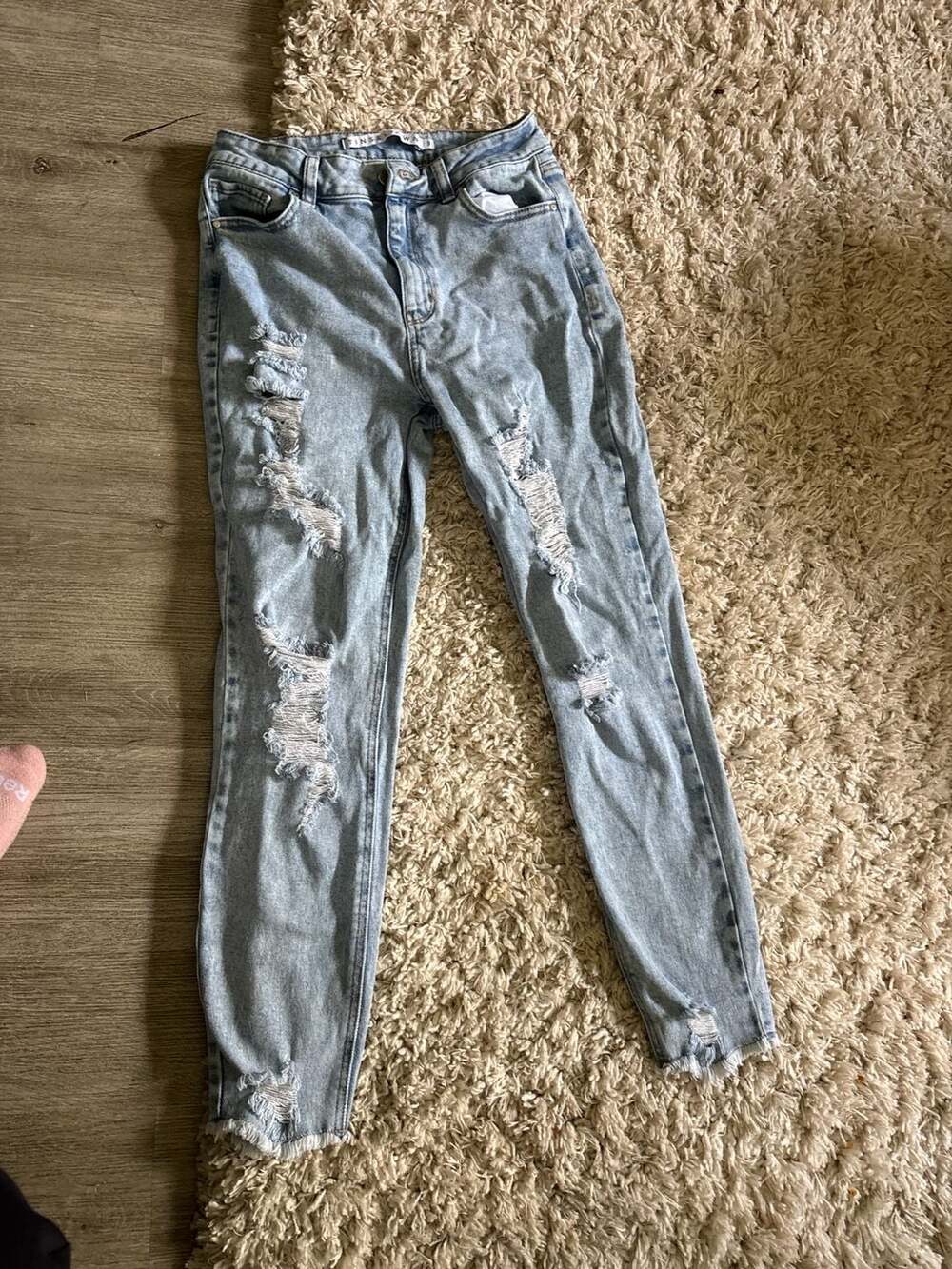 Tinseltown Light Wash Distressed Skinny Jeans Size 9(0053)
